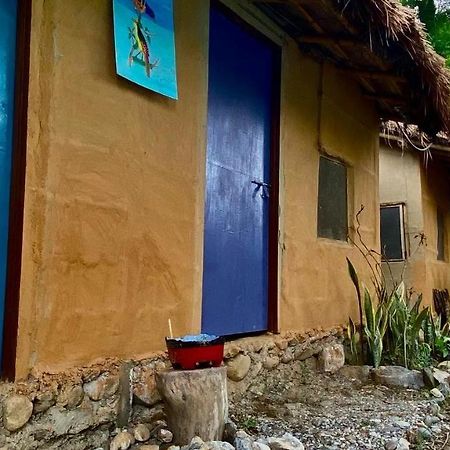 River Park Retreat Sauraha Luaran gambar